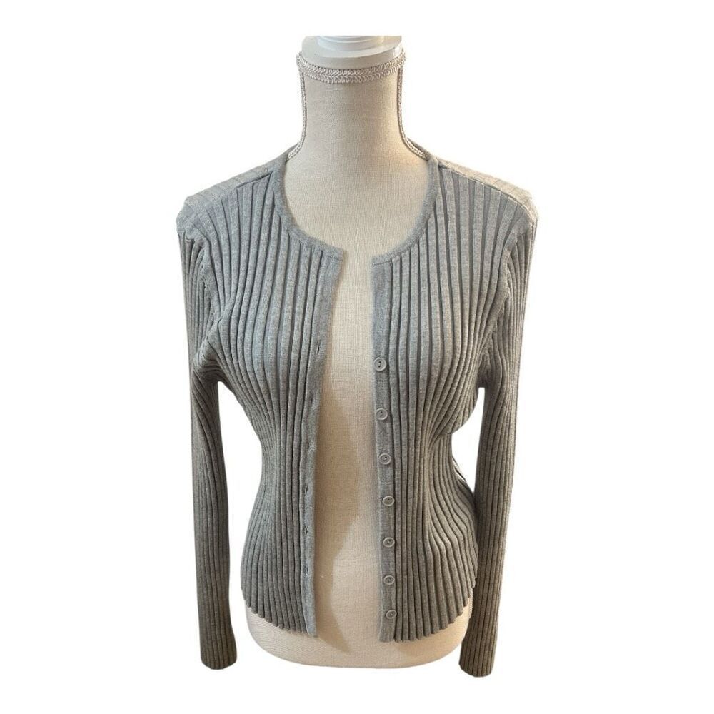 Forever 21 Women Plus Size 1X Knit Cardigan Sweater V-Neck Adult Crop Fit Gray